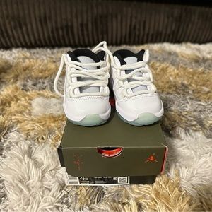 Jordan 11 Retro Low (TD)